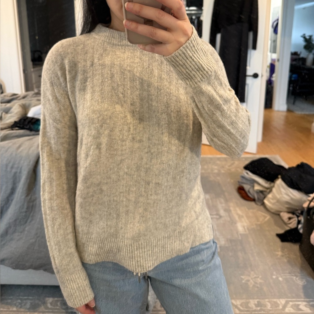 Women's Gray Sweater